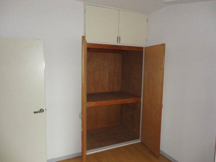 物件内観写真13　(収納)