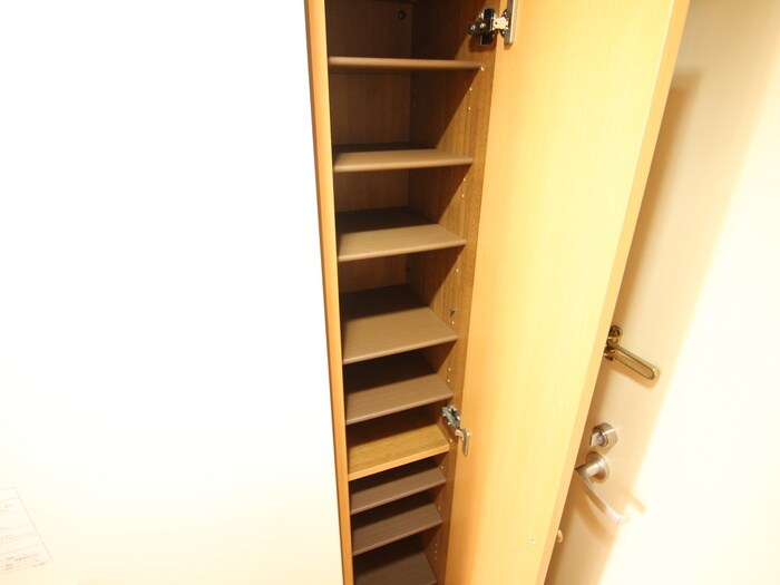物件内観写真19　(靴箱)