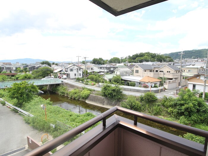 物件内観写真22　(室内からの展望)