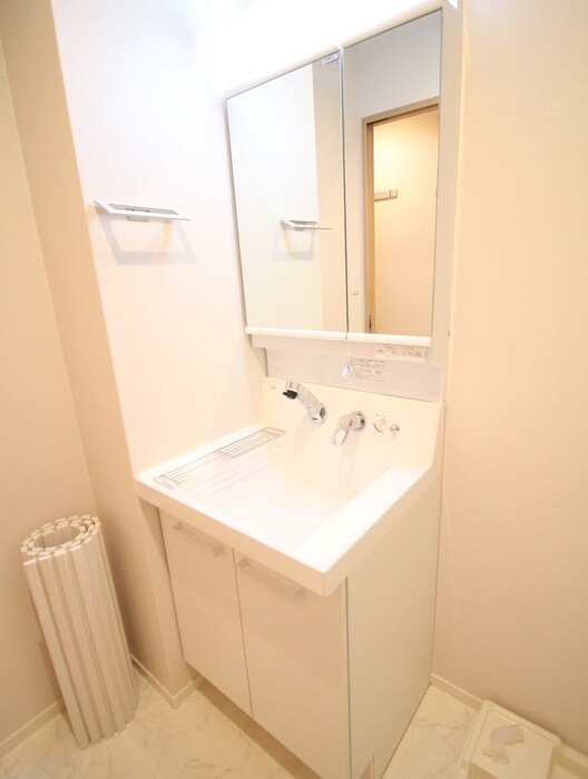 物件内観写真7　(洗面)