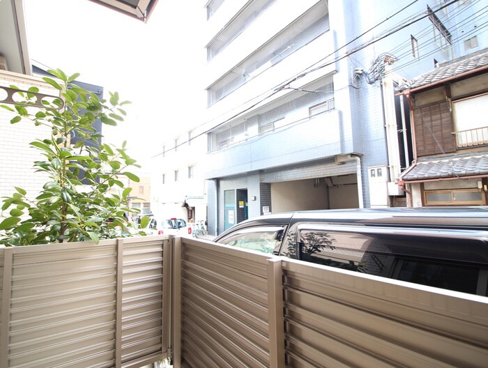 物件内観写真17　(室内からの展望)