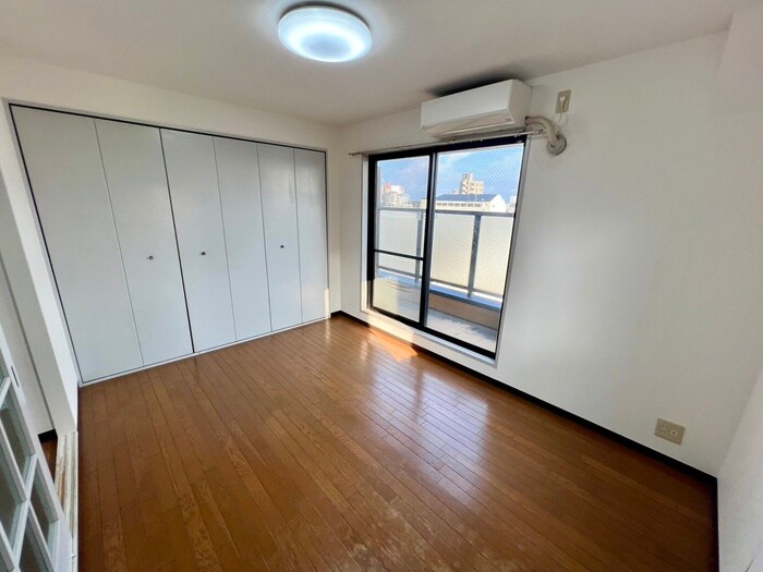 物件内観写真8　(居室)