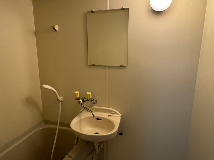 物件内観写真12　(洗面)