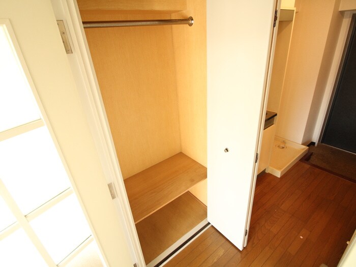 物件内観写真15　(収納)