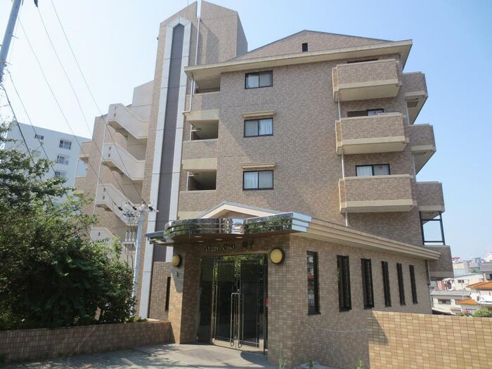 物件外観写真5　(駐輪場)