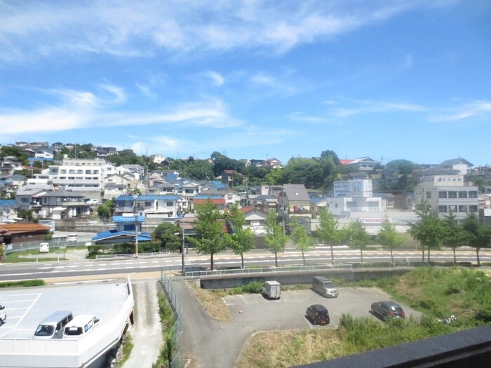 物件内観写真21　(室内からの展望)