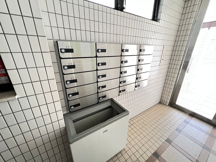 物件外観写真4　(建物設備)