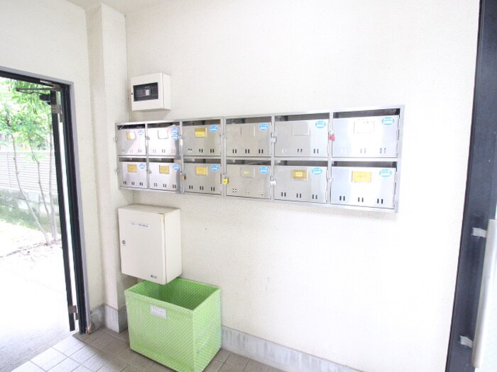 物件外観写真6　(建物設備)