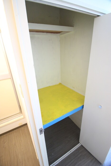 物件内観写真13　(収納)