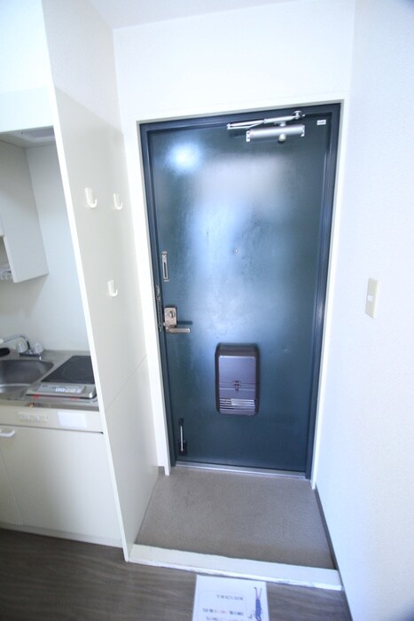 物件内観写真14　(玄関)