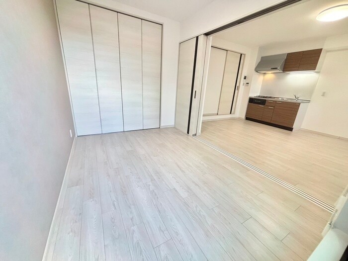 物件内観写真8　(居室)