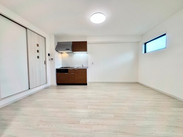 物件内観写真9　(居室)