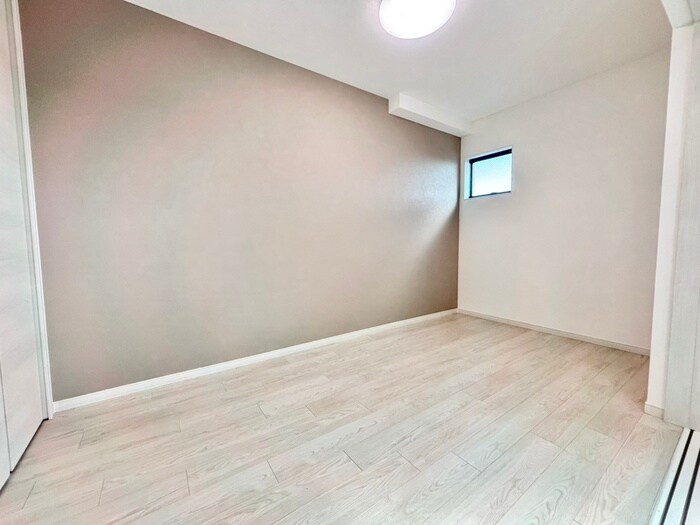 物件内観写真9　(居室)