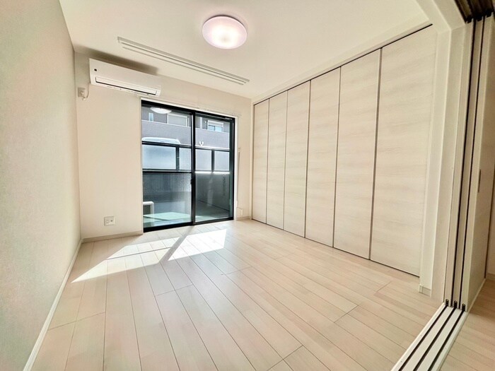 物件内観写真10　(居室)