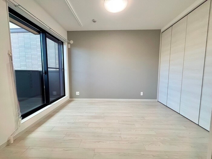 物件内観写真10　(居室)