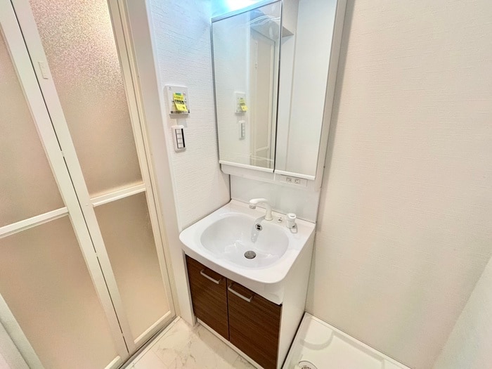 物件内観写真12　(洗面)