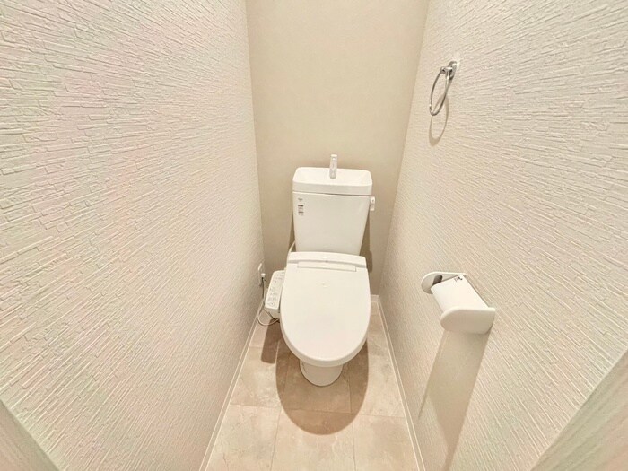 物件内観写真15　(トイレ)