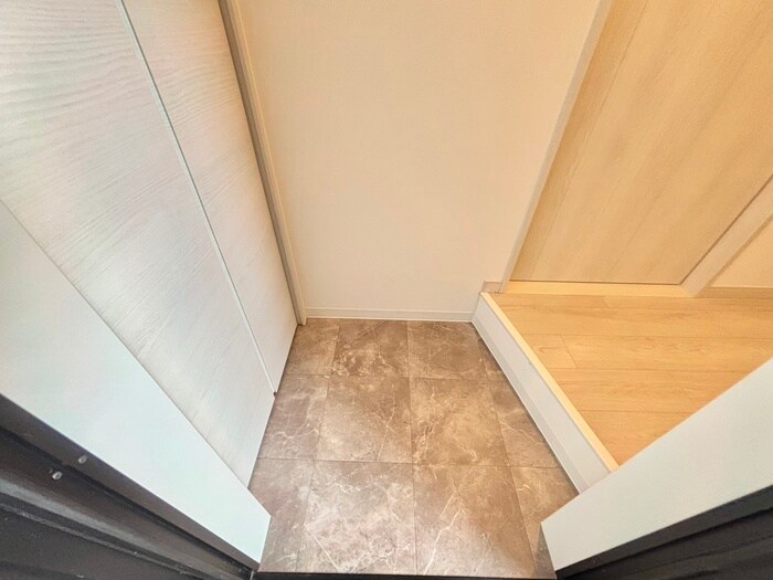 物件内観写真20　(玄関)