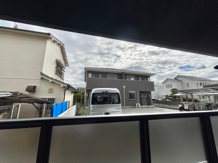 物件内観写真22　(室内からの展望)