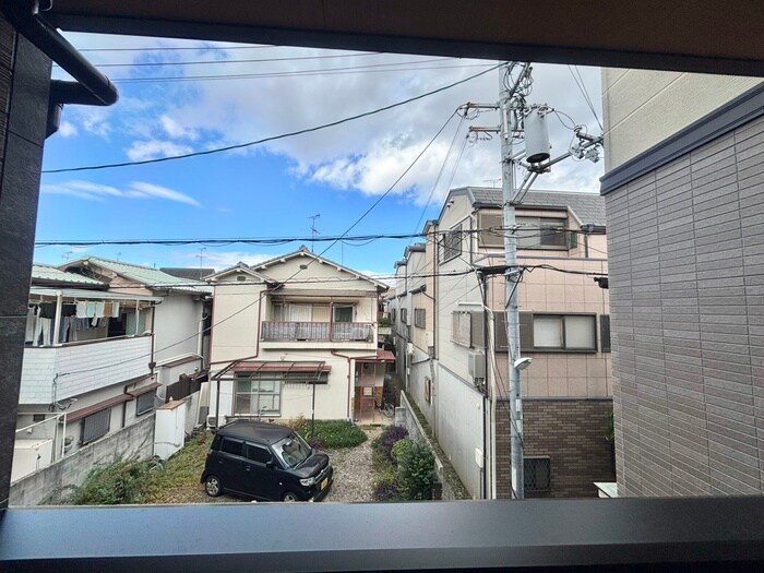 物件内観写真22　(室内からの展望)