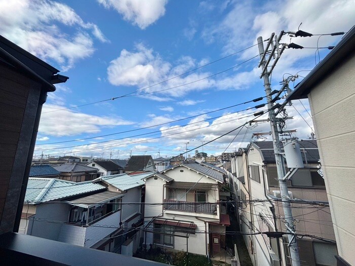 物件内観写真22　(室内からの展望)