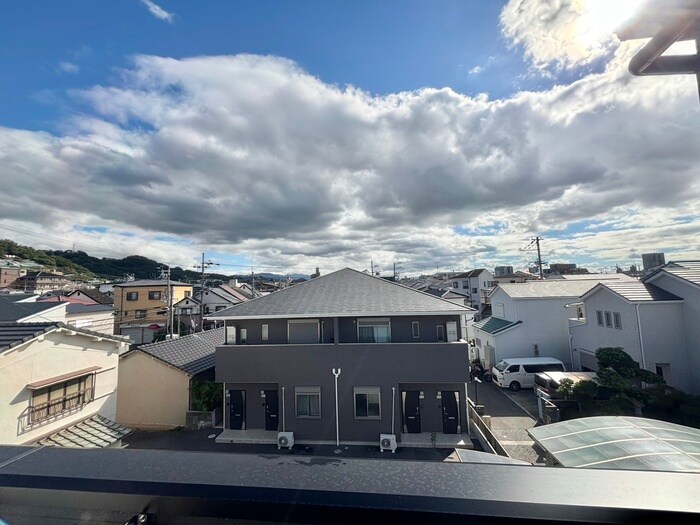 物件内観写真22　(室内からの展望)