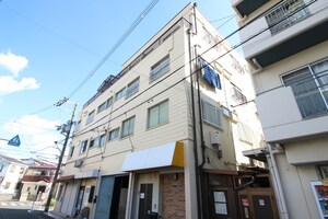 高瀬マンション外観写真
