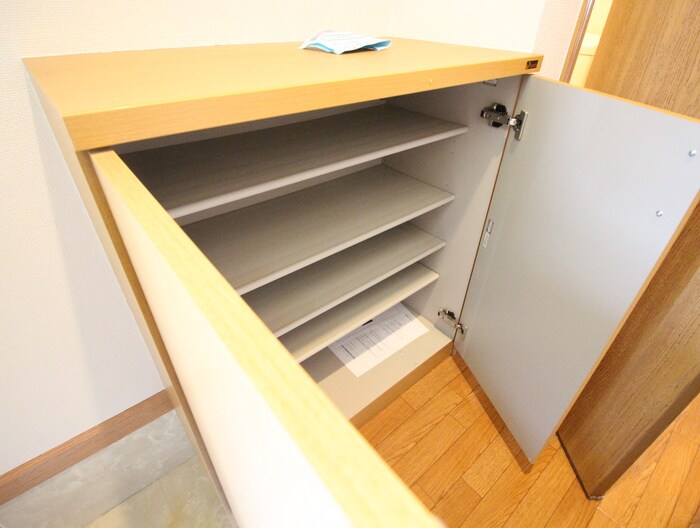 物件内観写真14　(靴箱)