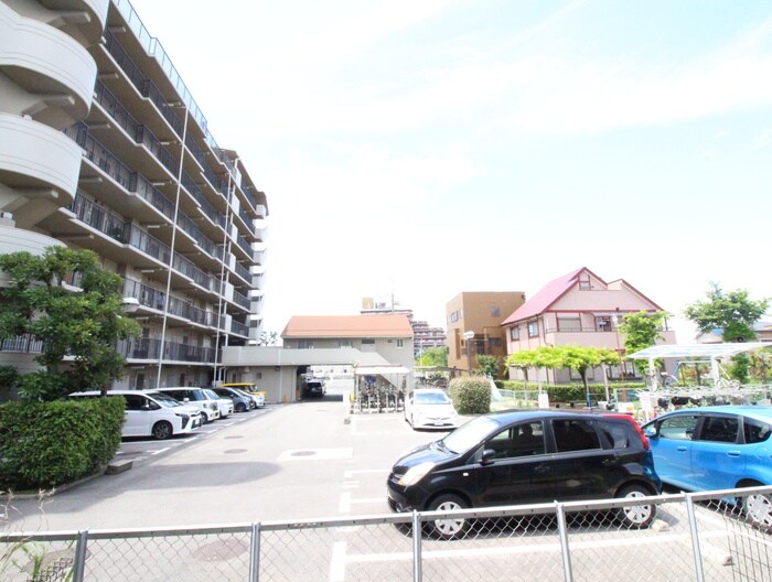 物件内観写真22　(室内からの展望)