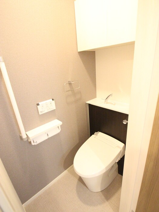 物件内観写真10　(トイレ)