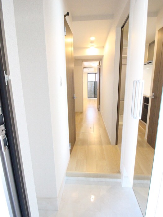 物件内観写真19　(玄関)