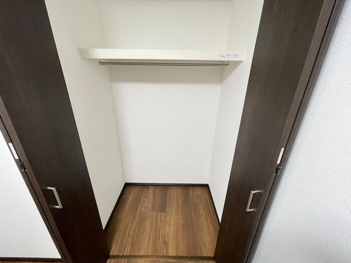 物件内観写真7　(収納)