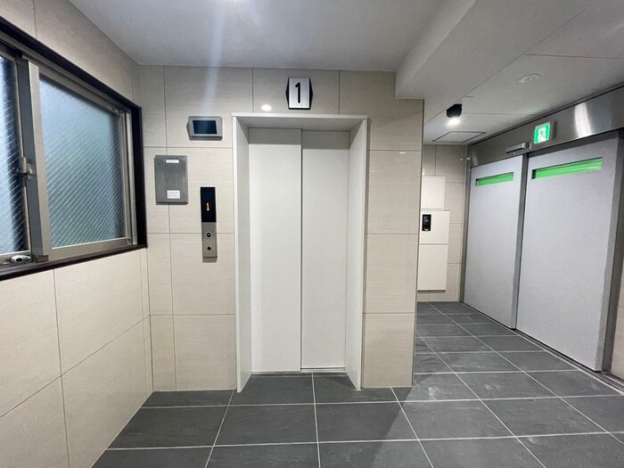 物件外観写真4　(建物設備)