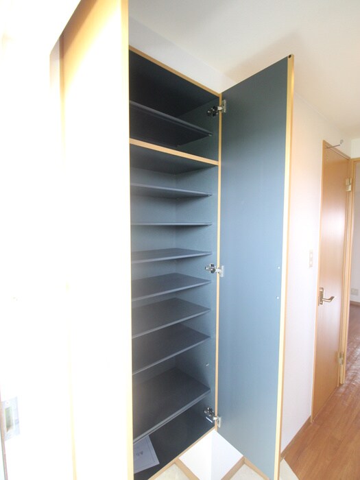 物件内観写真18　(靴箱)