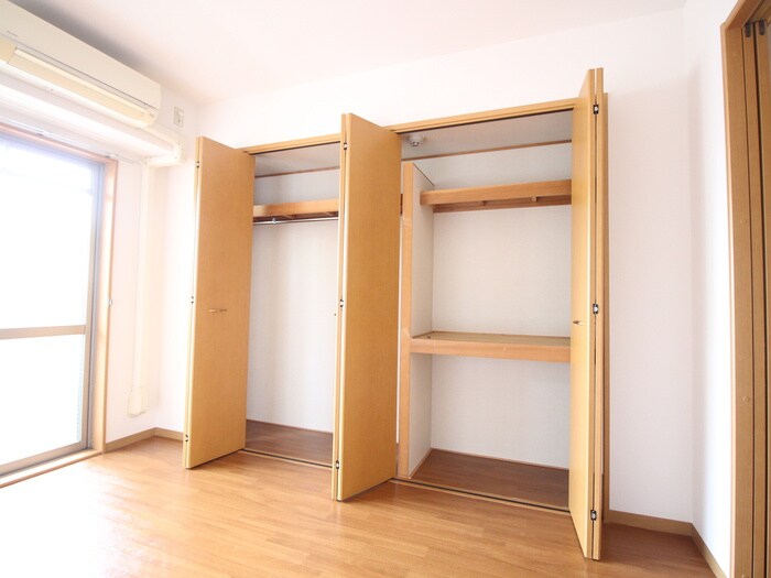 物件内観写真22　(収納)