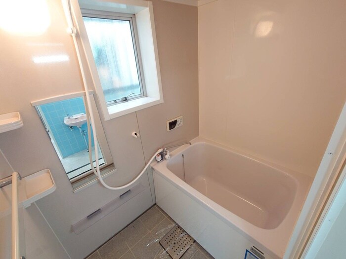 物件内観写真10　(バス／シャワールーム等)