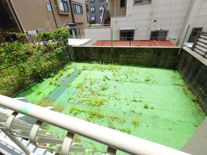 物件内観写真16　(室内からの展望)