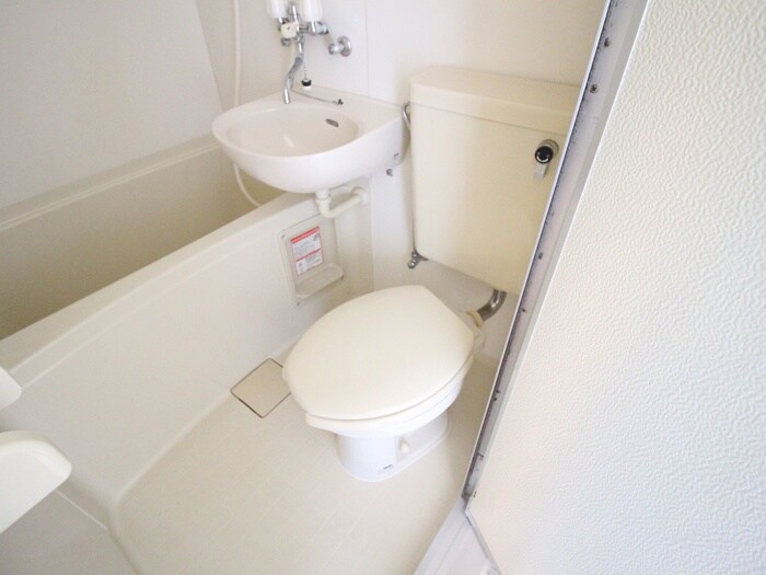 物件内観写真9　(トイレ)