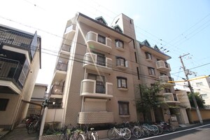メゾンベルレーヌ外観写真
