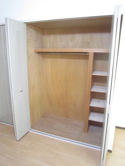 物件内観写真11　(収納)