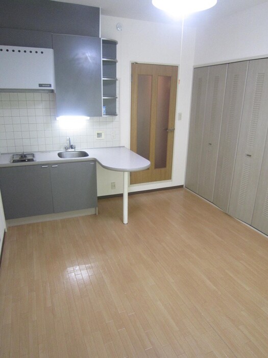 物件内観写真13　(居室)