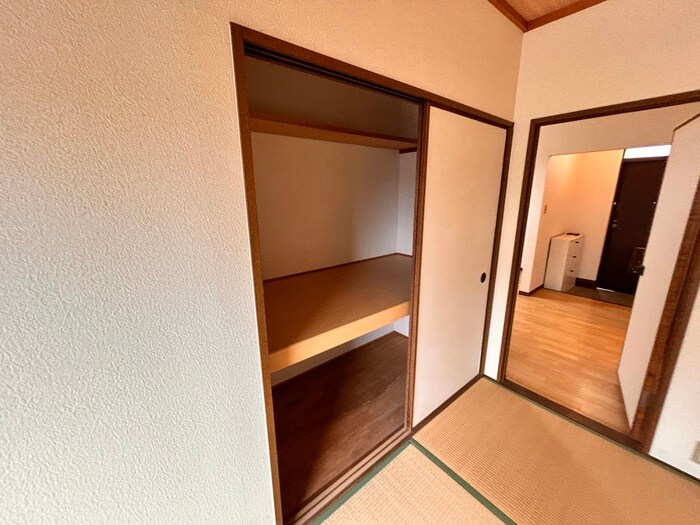 物件内観写真11　(収納)