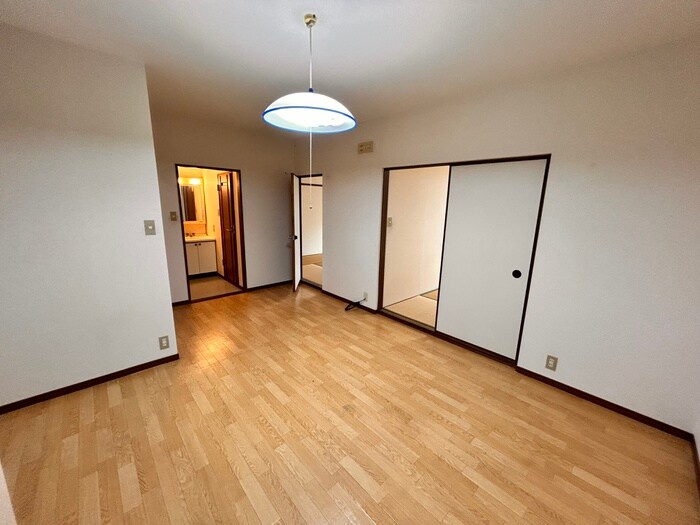 物件内観写真18　(居室)