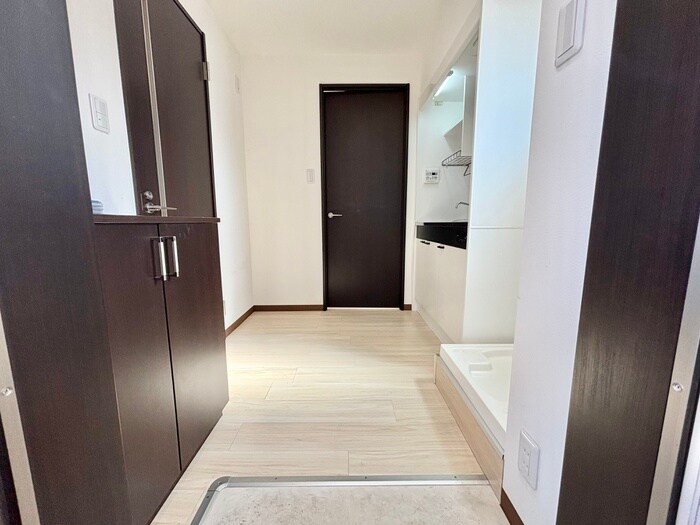 物件内観写真19　(廊下)