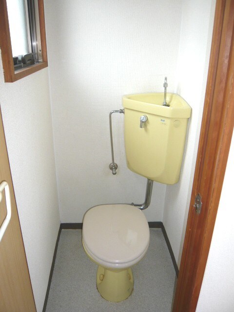 物件内観写真7　(トイレ)