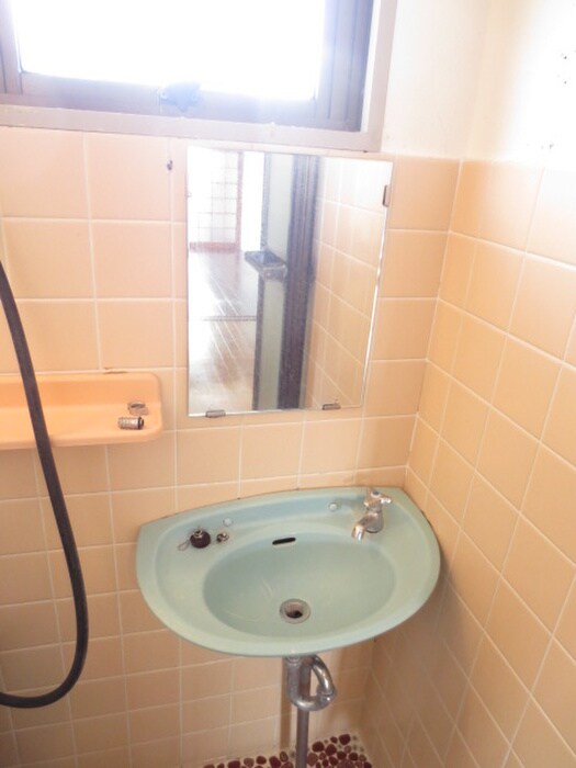 物件内観写真10　(洗面)