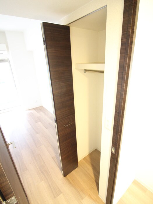 物件内観写真11　(収納)