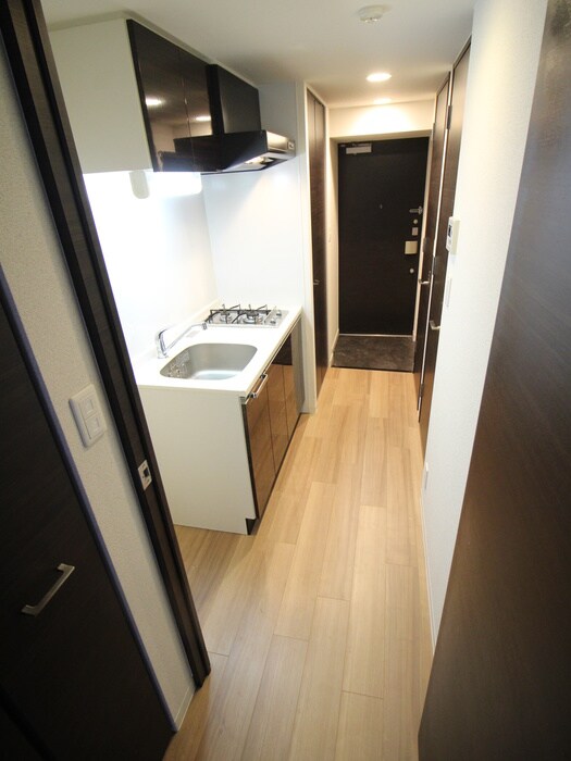 物件内観写真12　(廊下)