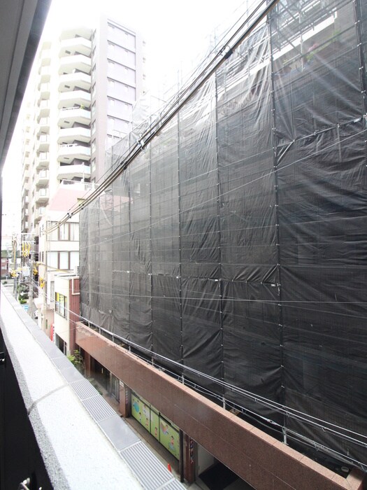 物件内観写真17　(室内からの展望)