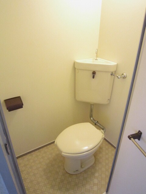 物件内観写真12　(トイレ)